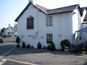 Отель The Black Bull Inn and Hotel  Конистон